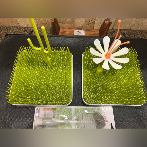 BOON lawn bottle drying racks with twig and stem accessories. - Picture 3 of 5